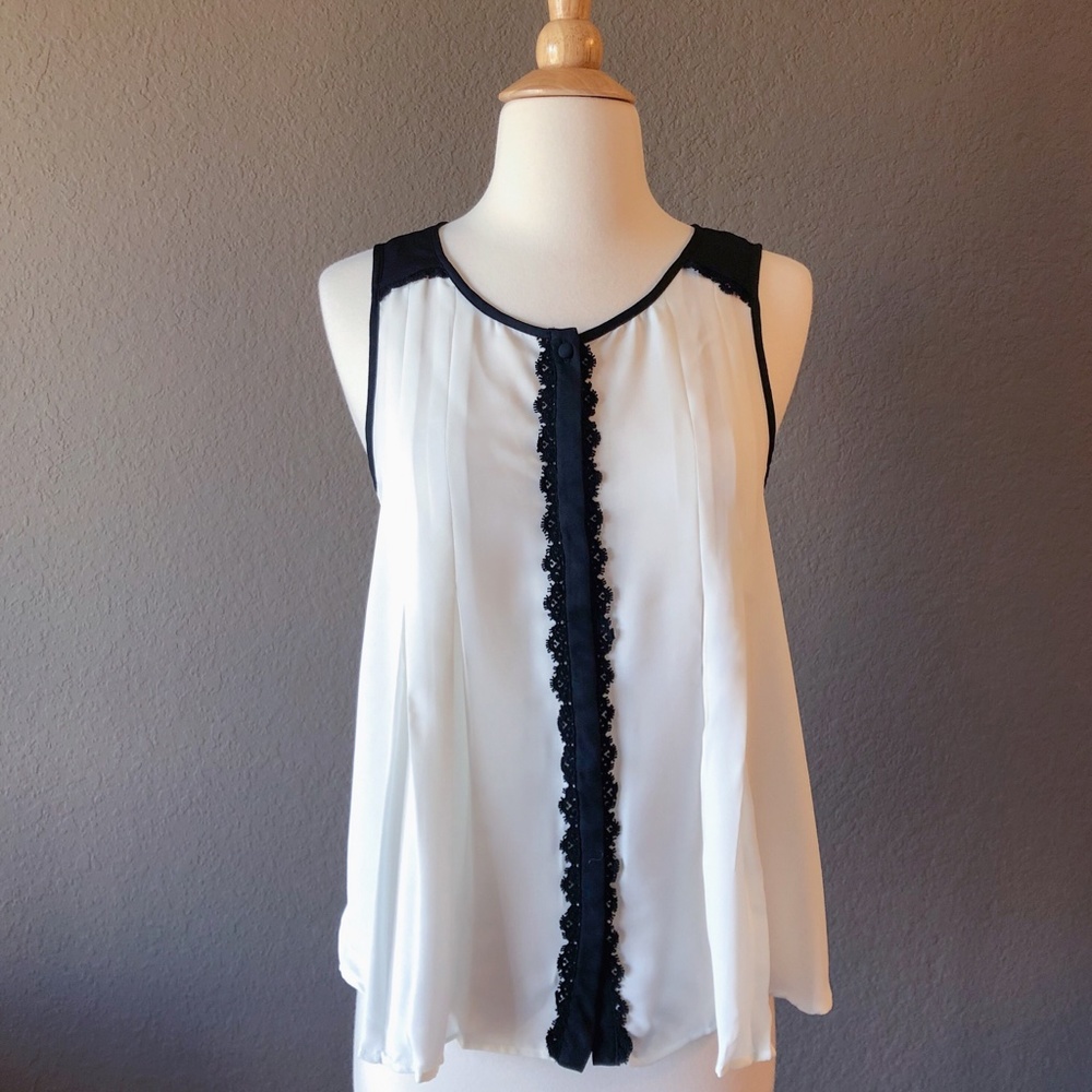 ELLE • Black and White Pleated Lace Tank
